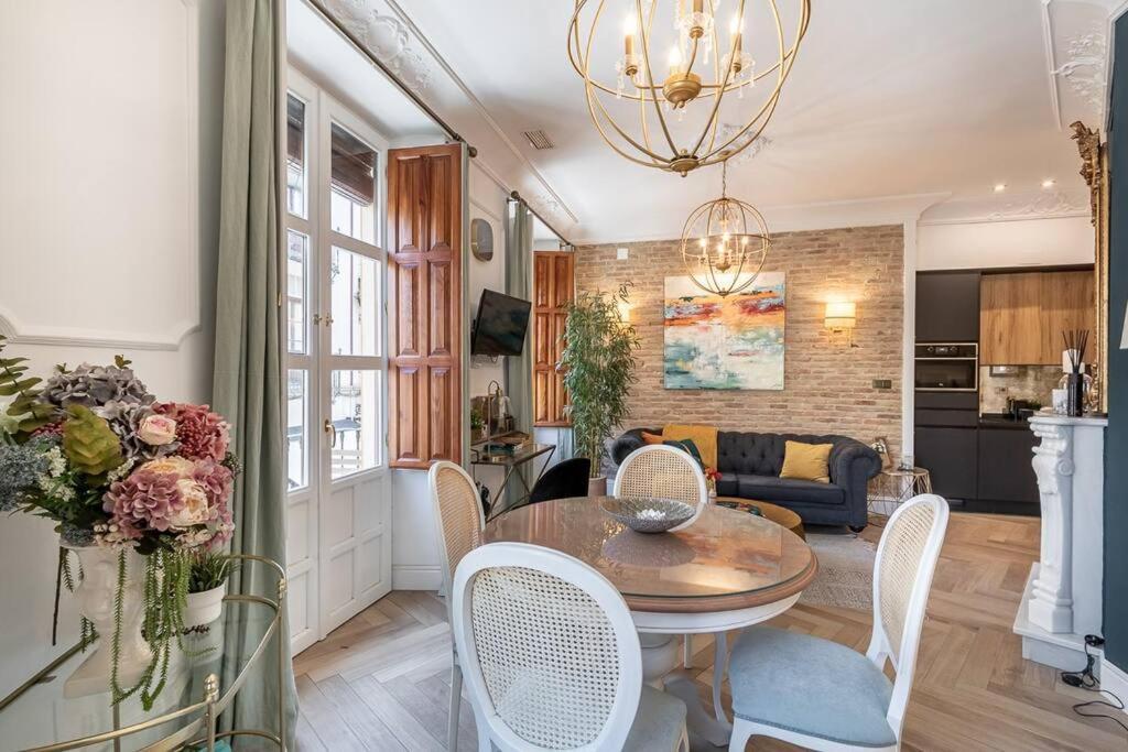 Ch Elvira Luxury Apartment غرناطة المظهر الخارجي الصورة